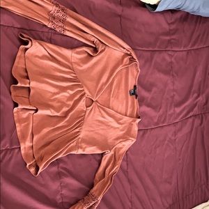 Medium sized long sleeve shirt from Forever 21!